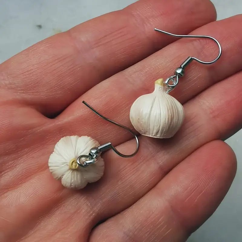 novelty garlic earrings imitating vegetable earrings 0