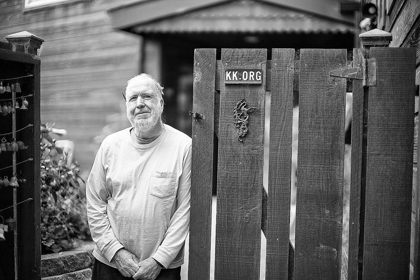 Biography – Kevin Kelly