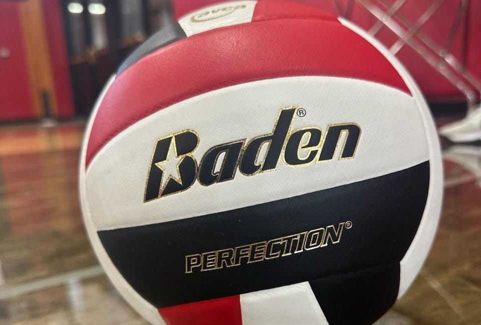 High School Volleyball Roundup: R.A. Long rolls to league sweep at Hudson’s Bay