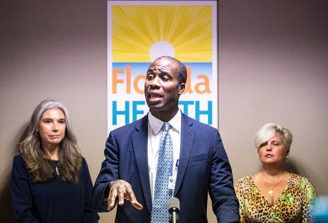 Florida’s new surgeon general Dr. Joseph Ladapo speaks at a press conference at the Florida Department of Health in Lee County on Thursday, October 14, 2021. Florida’s new surgeon general Dr. Joseph Ladapo speaks at a press conference at the Florida Department of Health in Lee County on Thursday, October 14, 2021.