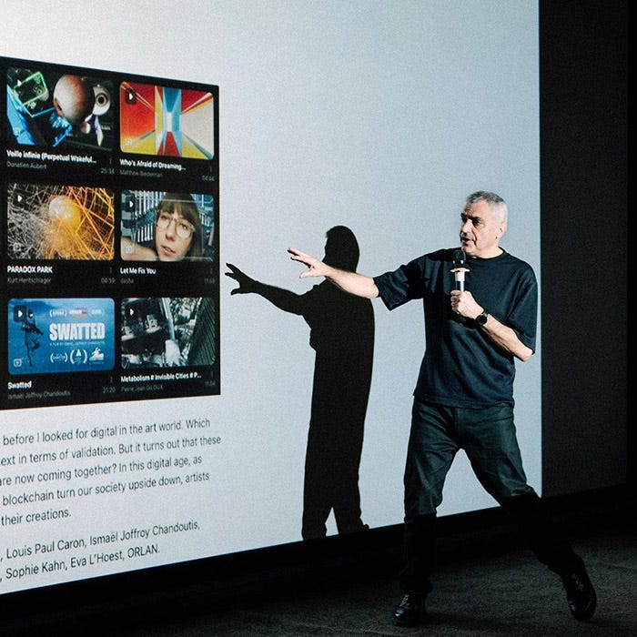 Dominique Moulon - Critique & Curateur en Art Digital