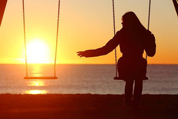 single or divorced woman alone missing a boyfriend - loss of a loved one stock pictures, royalty-free photos & images