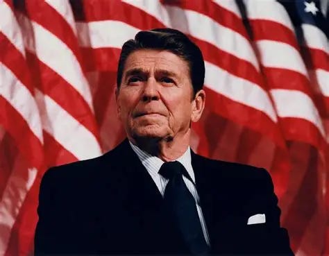 File:President Reagan speaking in Minneapolis 1982.jpg - Wikimedia Commons