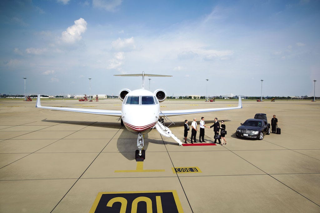 Top 12 Luxurious Private Jet Terminals - The World Of Luxury ...