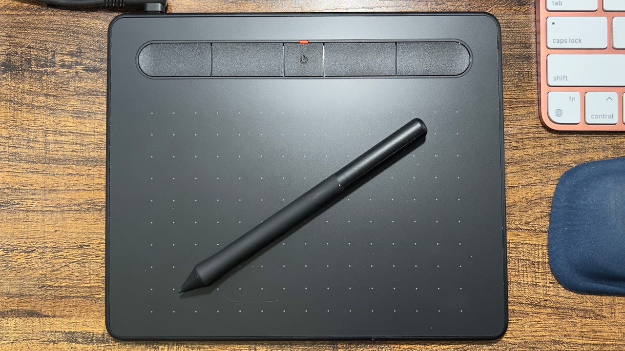 Wacom Intuos S on a desktop Wacom Intuos S on a desktop