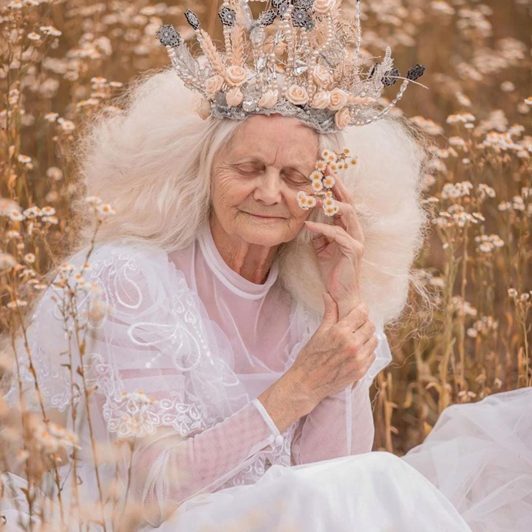 Crone Goddess 👩🏻‍🦳 . . 📸 credi | Portfolio