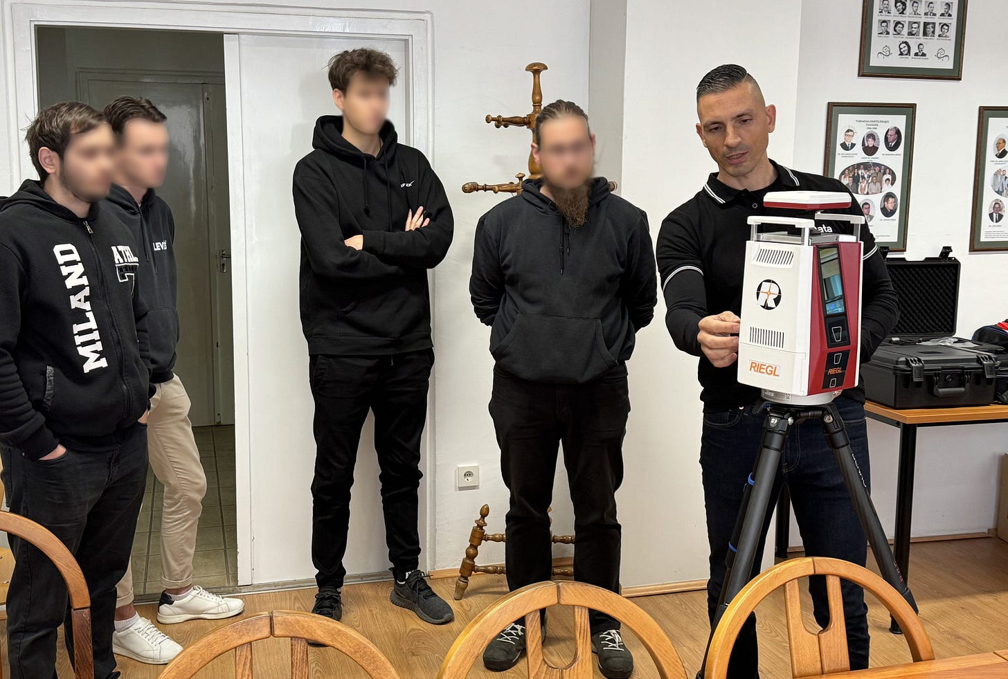 Roland Kriston explaining a RIEGL terrestrial laser scanner during a university reality capture training session