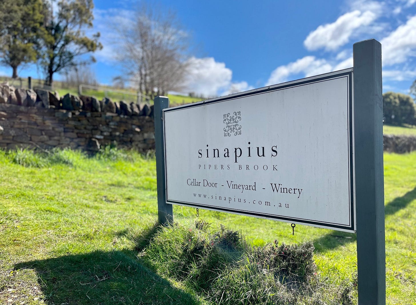 The sign to the Sinapius cellar door in Tasmania