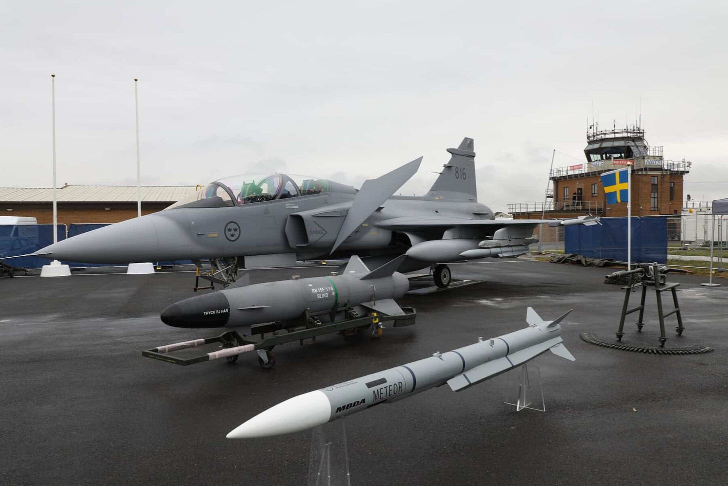 Gripen_Meteor_02.jpg