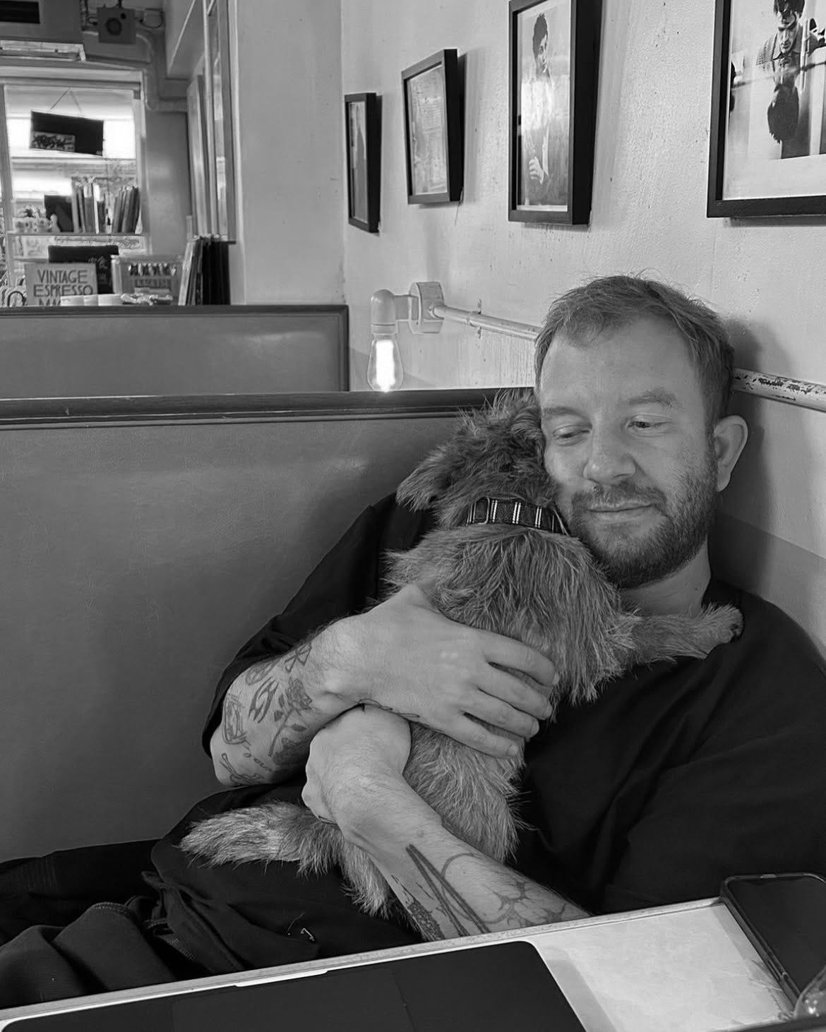 Adrian Bianco Obituary: How Did the Sabukaru Founder Shape a Global Creative Community? – Fishers Asphalt Adrian Bianco Obituary: How Did the Sabukaru Founder Shape a Global Creative Community? – Fishers Asphalt