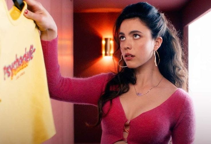 Margaret Qualley as Sue in THE SUBSTANCE.