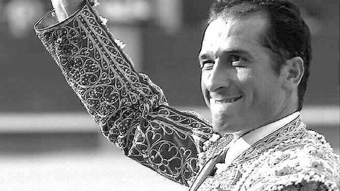 Imagen de Emilio Oliva Baro tras una de sus faenas.