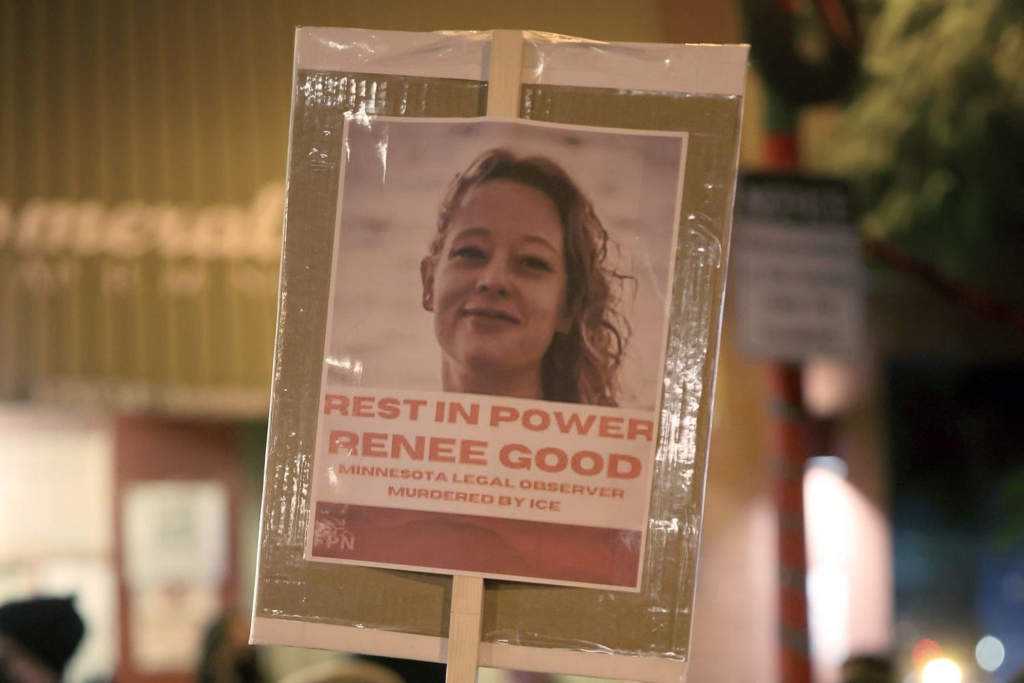 A vigil for Renee Nicole Good on Jan. 7, 2025 in Oakland, Calif.