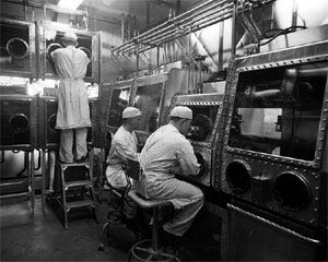 Class III cabinets at the U.S. Biological Warfare Laboratories, Camp Detrick, Maryland (Photo, 1940s) Class III cabinets at the U.S. Biological Warfare Laboratories, Camp Detrick, Maryland (Photo, 1940s)