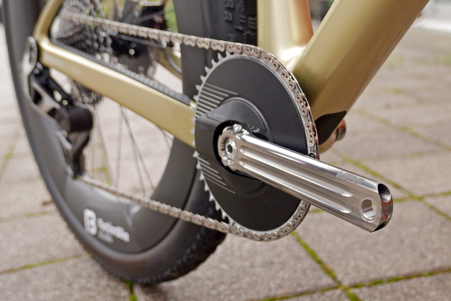 Dangerholm Scott Scale+Foil fat tire aero gravel race project bike with Faction ultra-wide concept wheels, new Wert machined titanium cranks