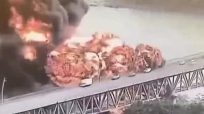 Screengrab of the viral video. (X)