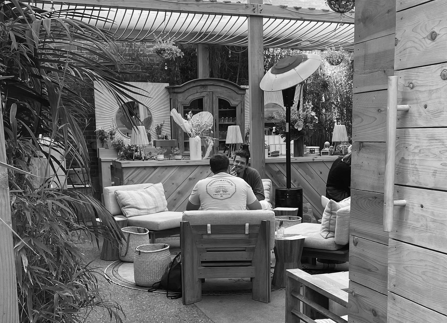 Hosting Successful Meetups & Creating Connections Hosting Successful Meetups & Creating Connections