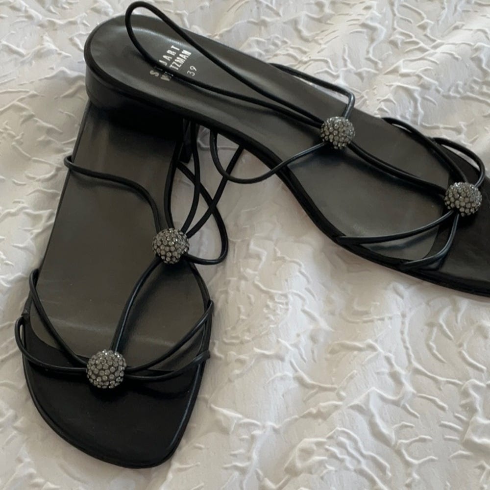 NEW STUART WEITZMAN black jeweled flat sandals 39 9 leather straps and elastic - Picture 3 of 6
