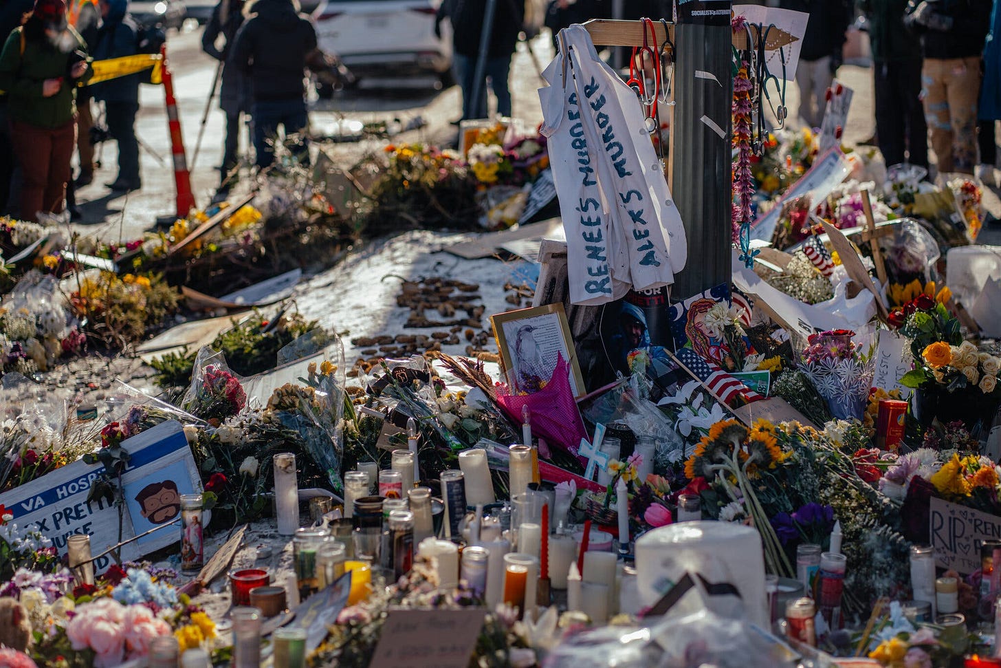 Alex Pretti Memorial Grows, a Week After He Was Killed - The New York Times