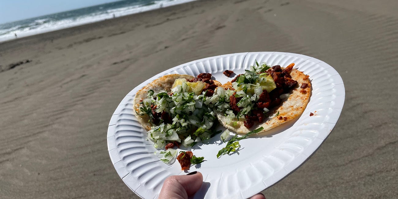 LA Truck Leo's Tacos Parks by the Beach in SF, Oakland's Hyphy Burger Goes Dumb + Koreatown Eating Map