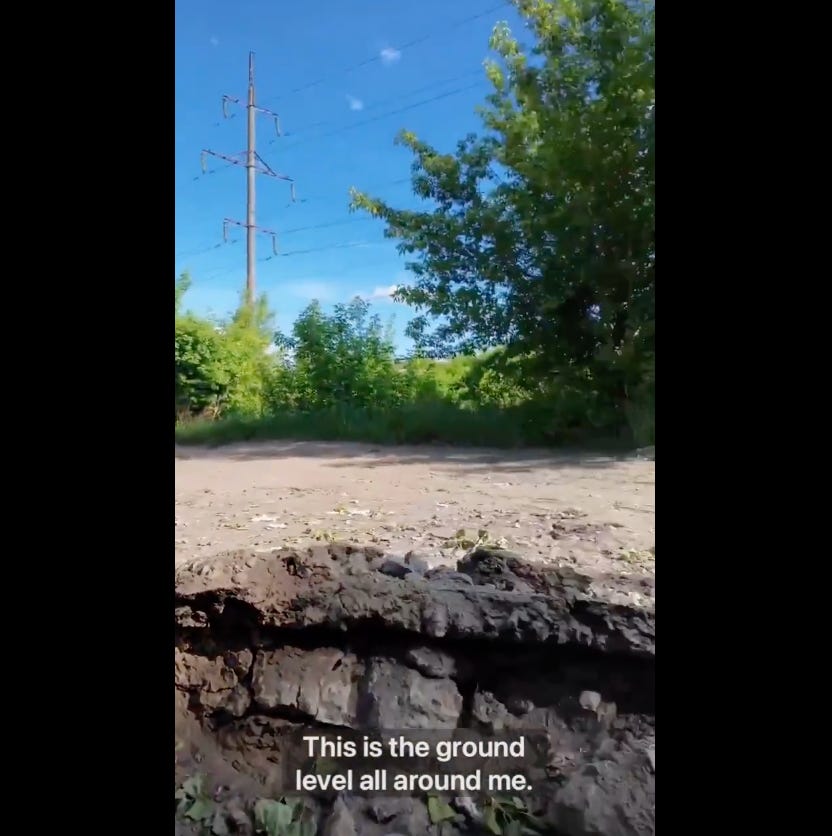 Oreshnik crater 02.png Oreshnik crater 02.png