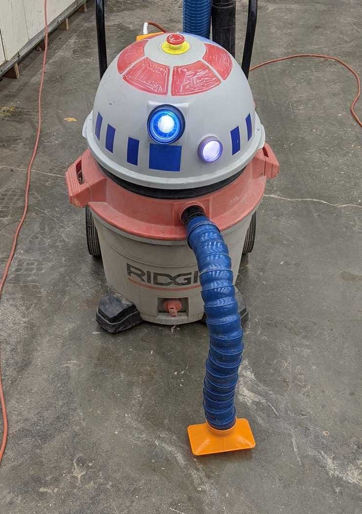 MT-M3, the newest addition to the custodial staff at Hammerspace (hammerspacehobby.com), the KC, MO makerspace. MT-M3, the newest addition to the custodial staff at Hammerspace (hammerspacehobby.com), the KC, MO makerspace.