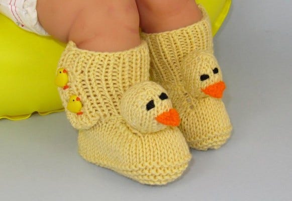 Chất liệu len gây kích ứng với trẻ bị Eczema. Nguồn ảnh: Craftsy