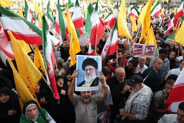 Amid Israel’s assassination confession, Khamenei proclaims victory over Zionist forces.Photo:EFE.