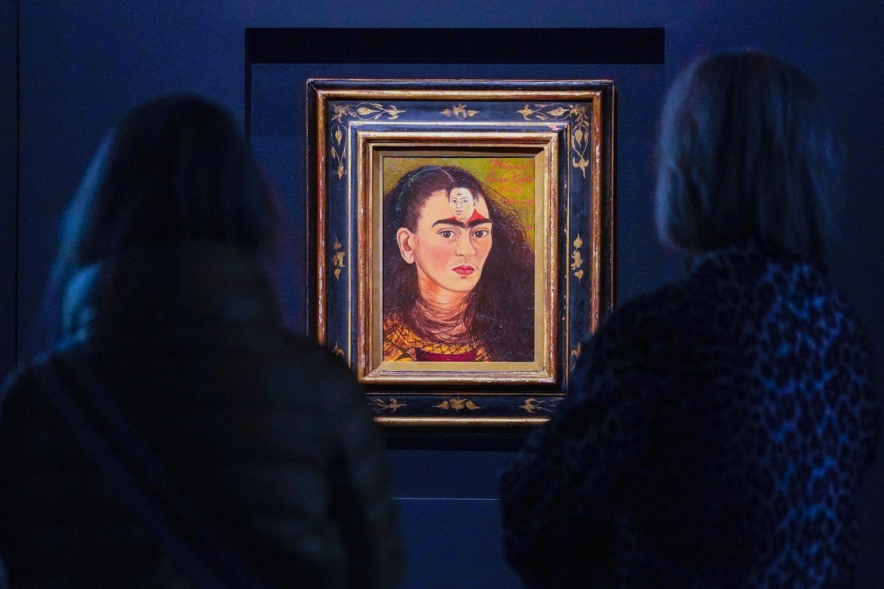 Frida Kahlo’s “Diego and I” at Sotheby’s auction house in New York on Nov. 5, 2021. Frida Kahlo’s “Diego and I” at Sotheby’s auction house in New York on Nov. 5, 2021.
