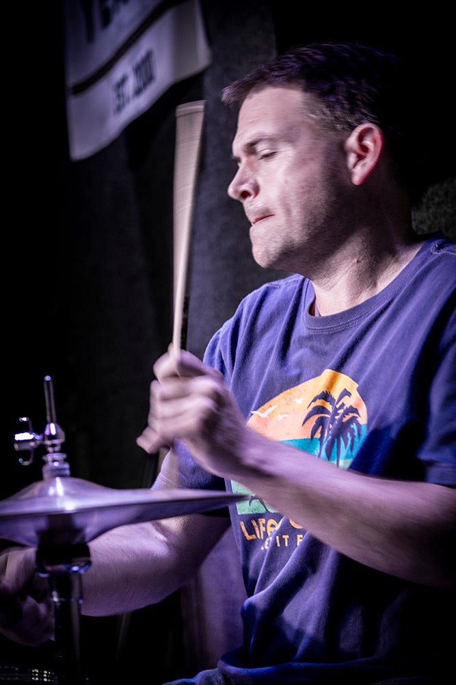 Under the Influence / all photos by Troy Larson © FallstownFUSE