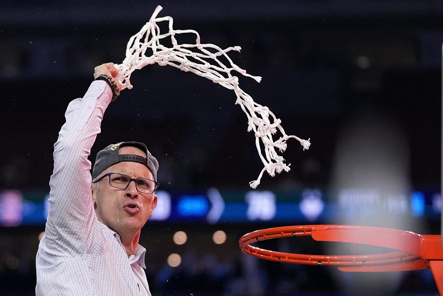 Hurley up! The Lakers need to hire UConn champ Dan Hurley now - Los Angeles  Times