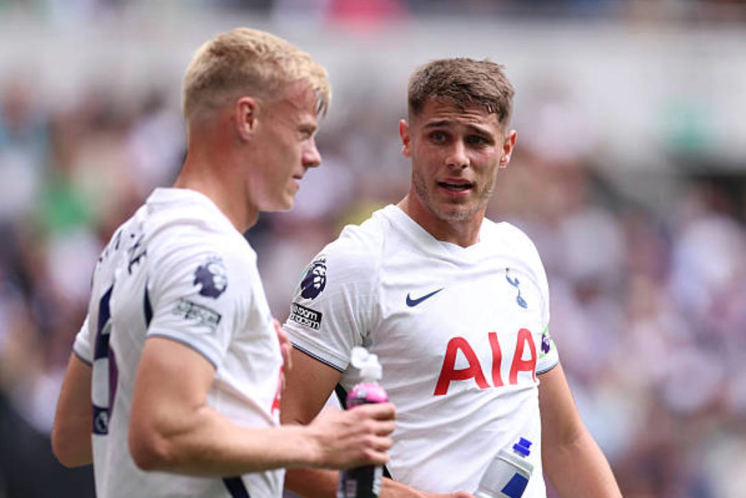 LONDON, ENGLAND - SEPTEMBER 19: Micky van de Ven of Tottenham Hotspur speaks to Jan Paul van Hecke of Tottenham Hotspur during the Premier League 2026/27 match between Tottenham Hotspur and Aston Villa FC at Tottenham Hotspur Stadium on September 19, 2026 in London, England. (Photo by Catherine Ivill - AMA/Getty Images) LONDON, ENGLAND - SEPTEMBER 19: Micky van de Ven of Tottenham Hotspur speaks to Jan Paul van Hecke of Tottenham Hotspur during the Premier League 2026/27 match between Tottenham Hotspur and Aston Villa FC at Tottenham Hotspur Stadium on September 19, 2026 in London, England. (Photo by Catherine Ivill - AMA/Getty Images)