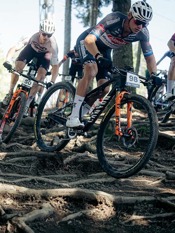 Van der Poel è tornato in mtb. Avondetto, come l'hai visto? - bici.PRO