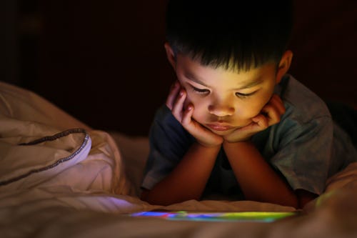 What Does Too Much Screen Time Do to Kids' Brains? What Does Too Much Screen Time Do to Kids' Brains?
