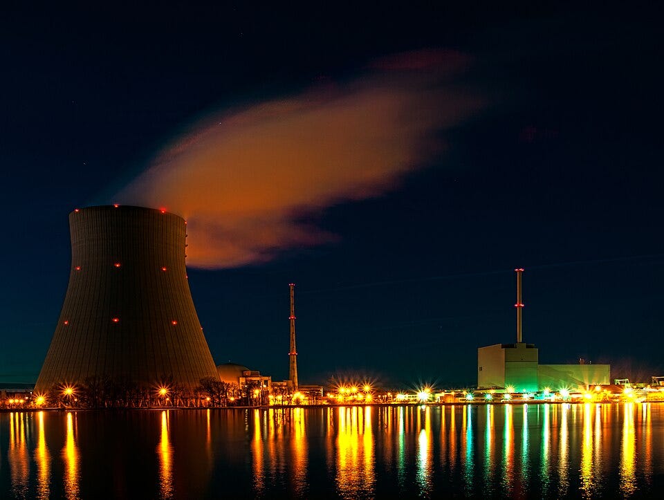File:Nuclear power plant Isar at night.jpg File:Nuclear power plant Isar at night.jpg