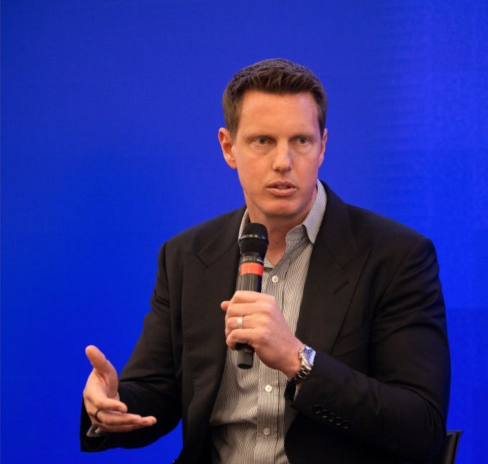 Trillionaires Lording: [with] Create an Ultra-Giant Mainstream Media