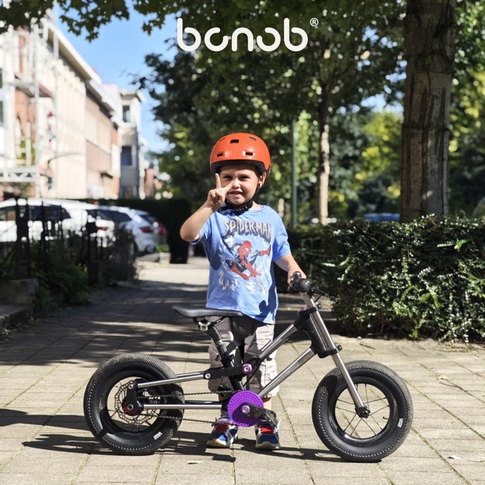 4 photos de ce vélo pour enfant modulaire