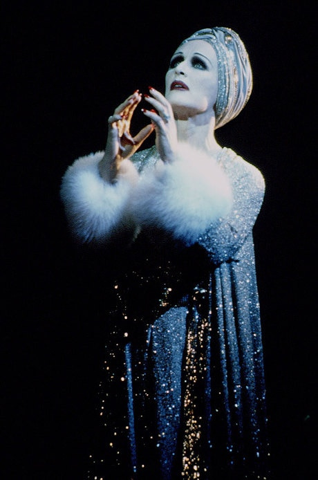 Glenn Close to make West End debut in Sunset Boulevard