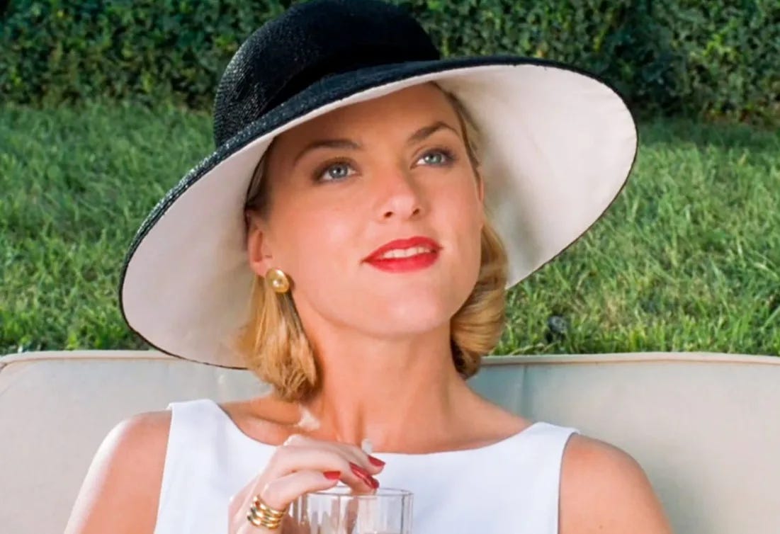 Meredith Blake From 'The Parent Trap' Was A Fashion Icon