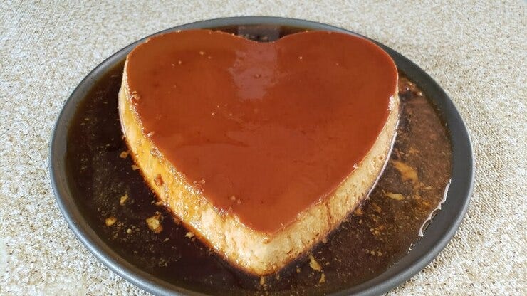 Cada día te amamos más, Flan. 