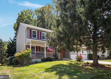 Images of a single-family house listing