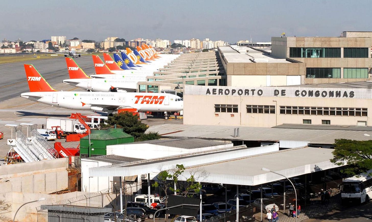 Servidores de agências rejeitam proposta de reajuste do governo Lula e anunciam greve geral