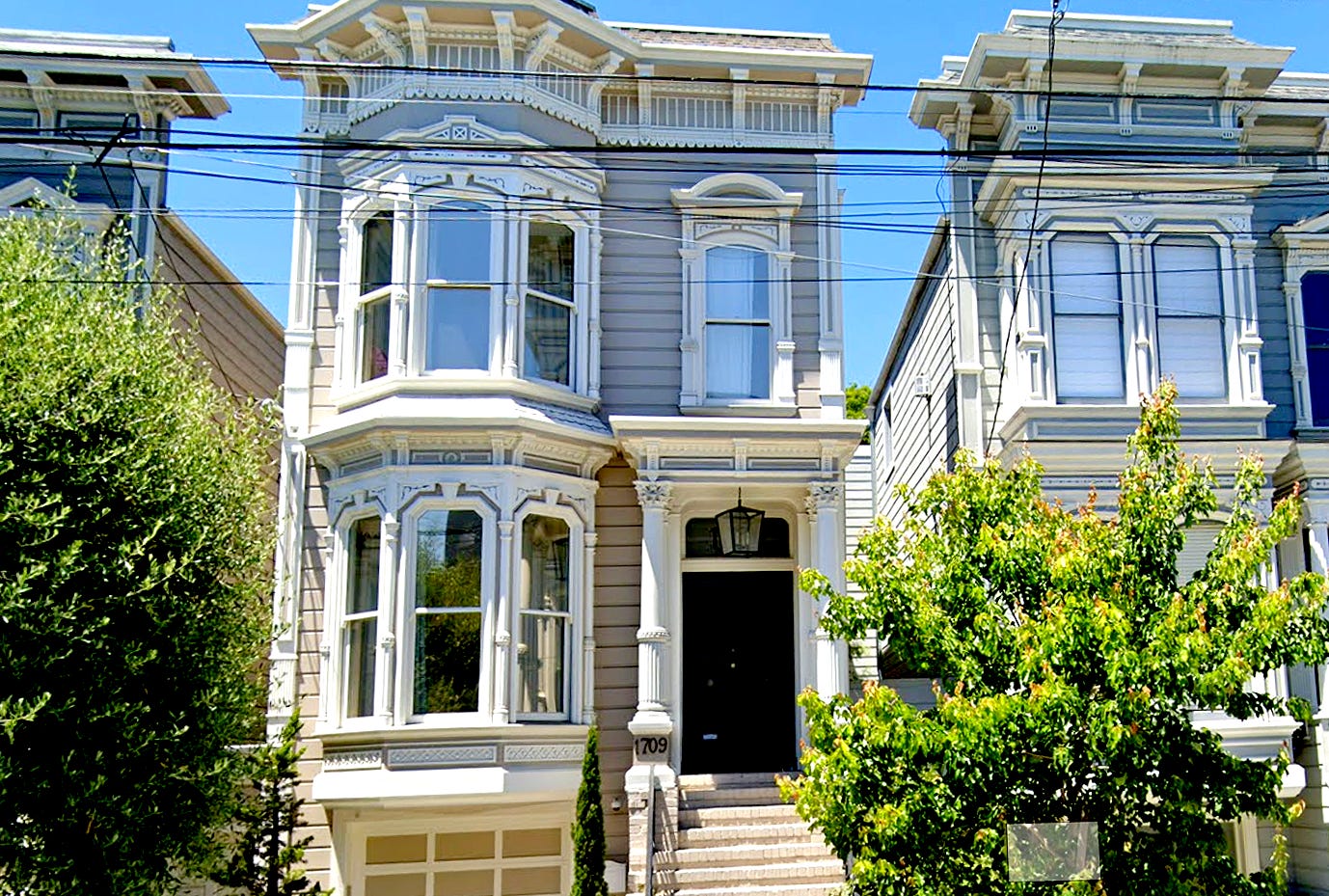 The 'Full House' house is up for sale — again, image size:1378x929