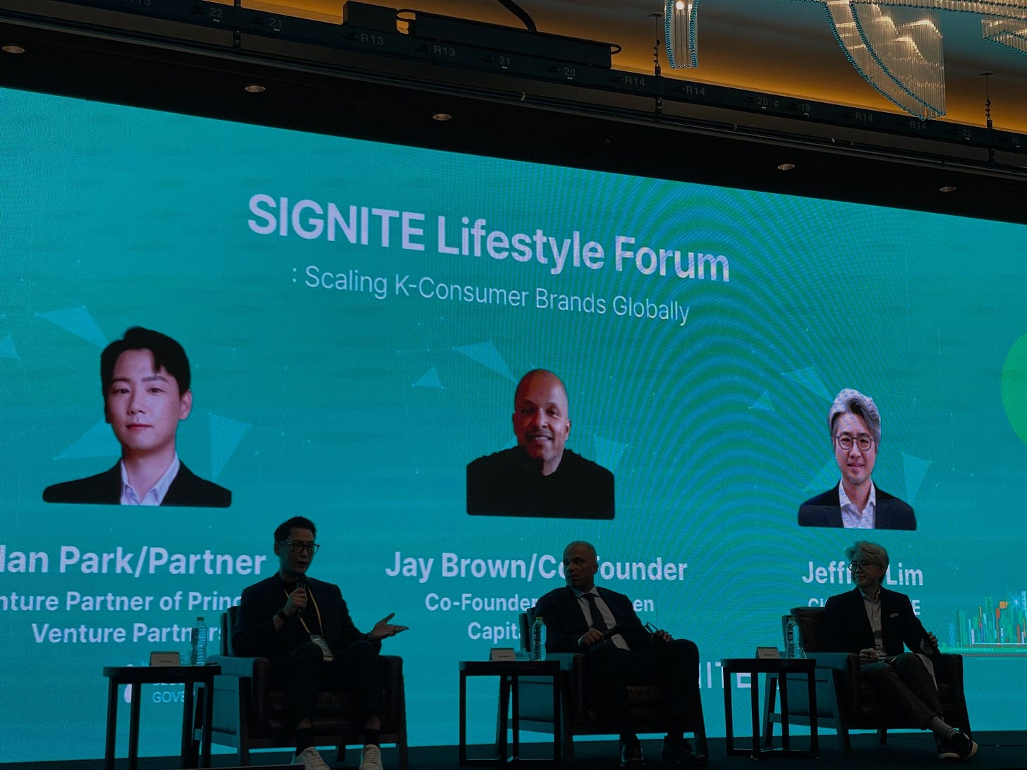 graphical user interface, website