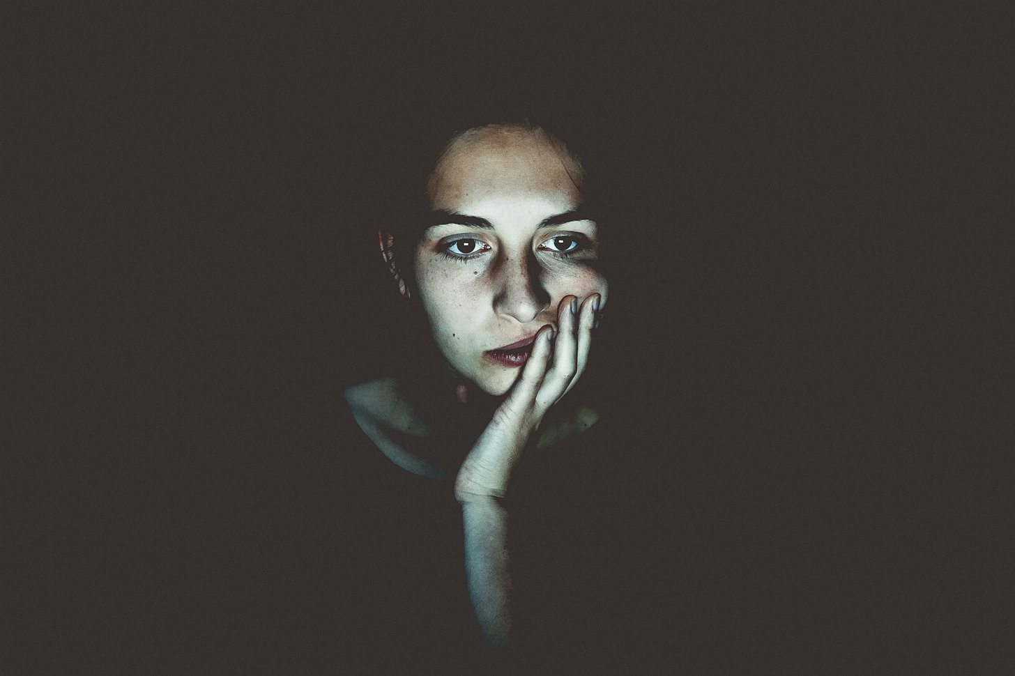 Image of a girl’s face lit up by a computer screen at night for article by Larry G. Maguire Image of a girl’s face lit up by a computer screen at night for article by Larry G. Maguire