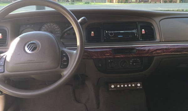 aaron hernandez front seat car auction 2015 aaron hernandez front seat car auction 2015