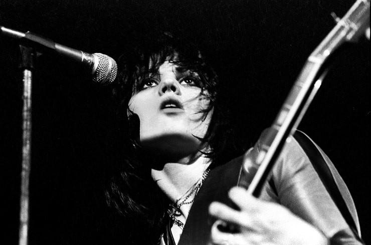 Joan jett guitar bw billboard 1548