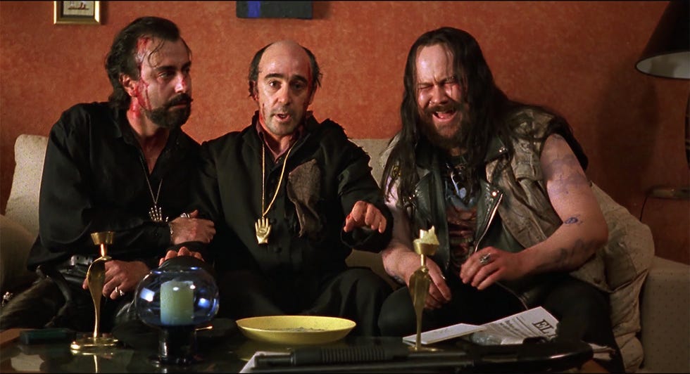 Por qué volver a ver 'El día de la Bestia' estas navidades?