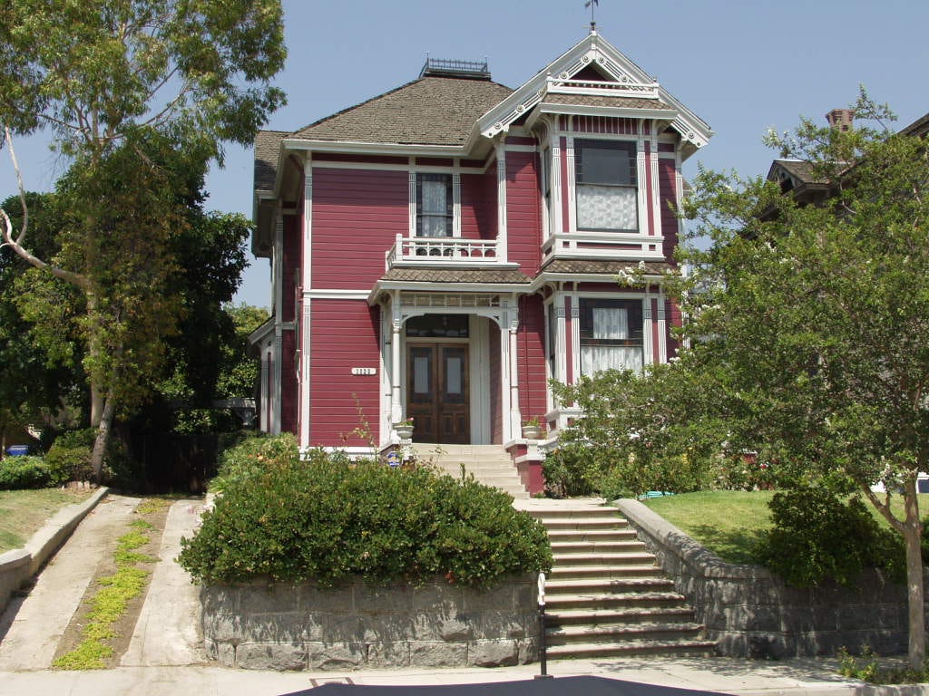 Halliwell Manor | Charmed | Fandom