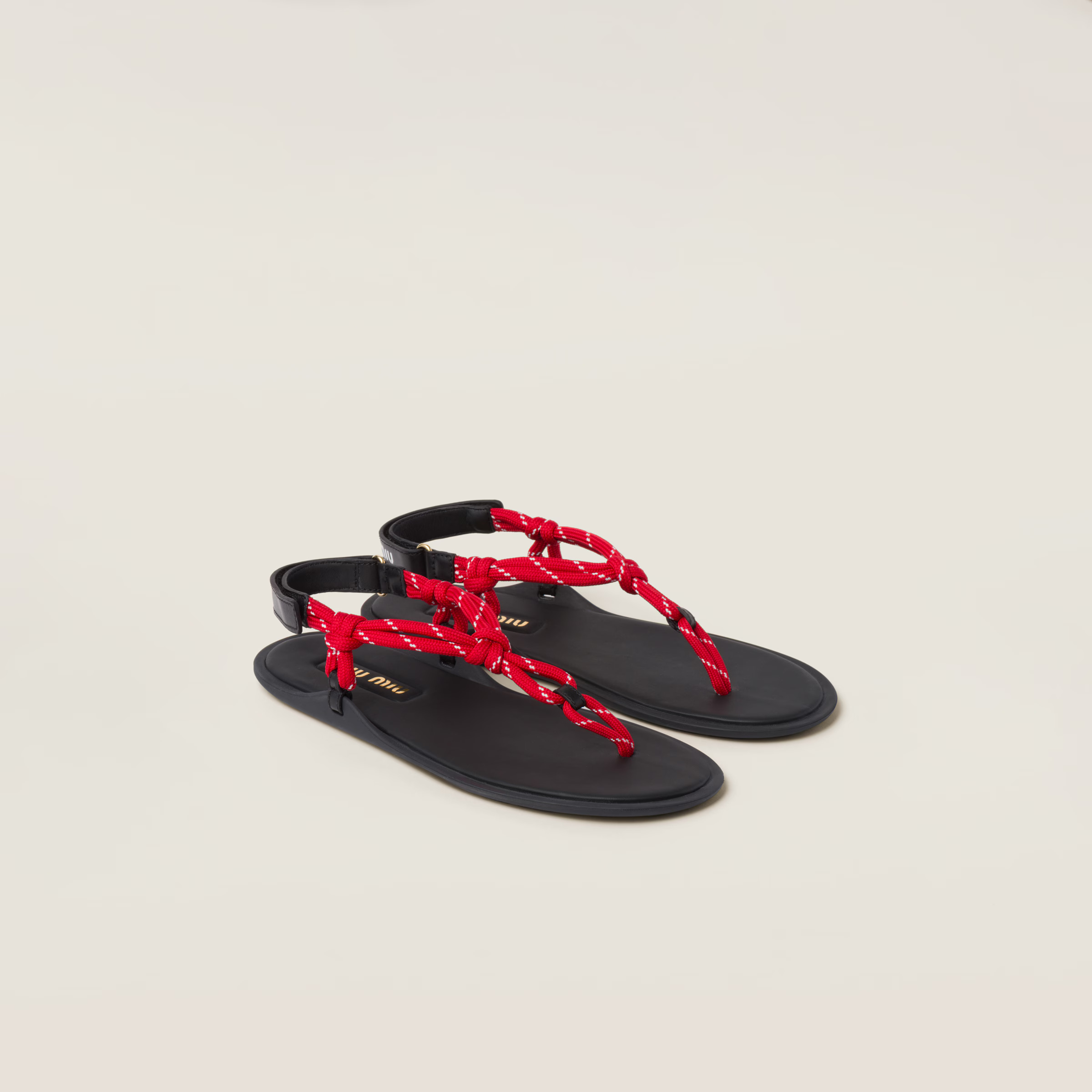 ラストチャンス【Miu Miu】Riviere ロゴ入り サンダル The best Miu Miu Riviere dupes - by Marie's Style Studio